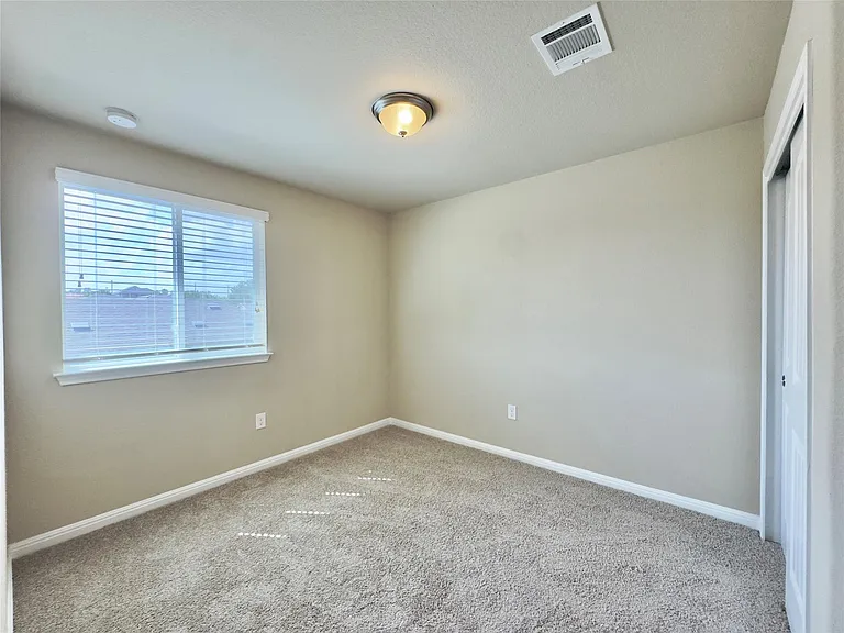 713 Katmai Cir — Photo 27
