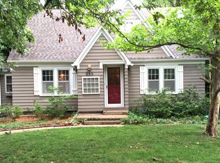 212 Academy St, Hesston, KS 67062