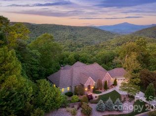 33 Windcliff Dr, Asheville, NC 28803