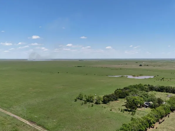 17510 NE Satchell Creek Rd, Cassoday, KS 66842