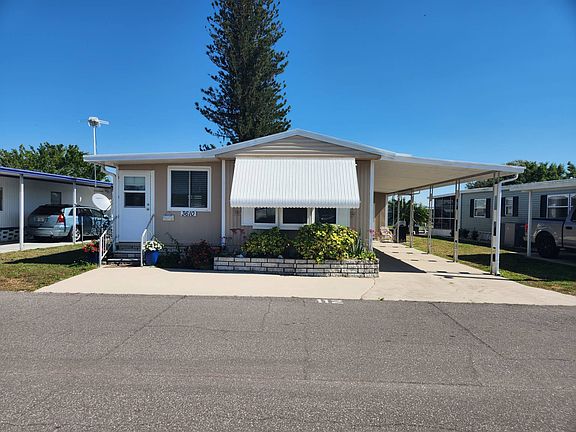 3rd image of 3610 Luau St