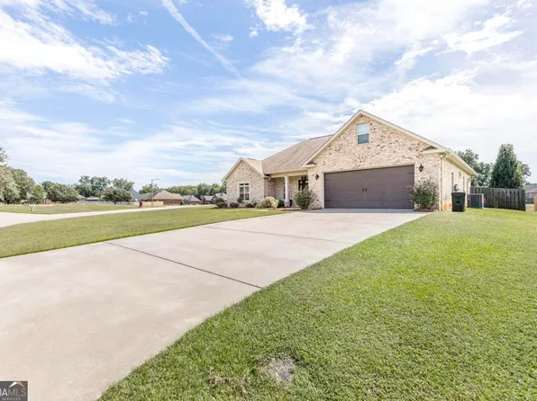 2017 Melrose Pl, Kathleen, GA 31047