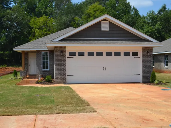 15445 Lapwing Cv, Athens, AL 35611