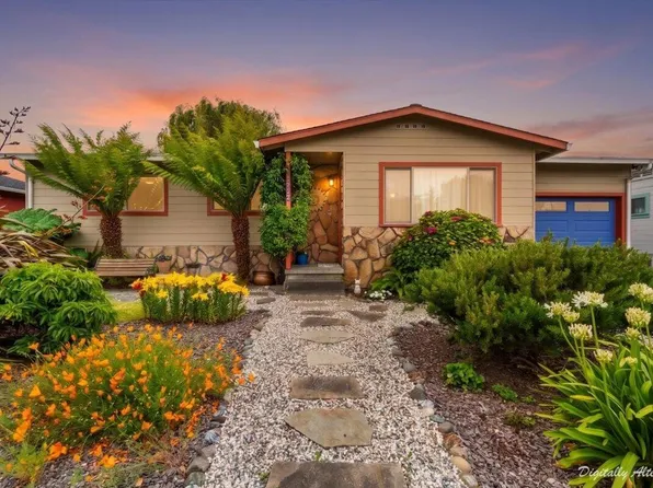 1949 Haeger Ave, Arcata, CA 95521