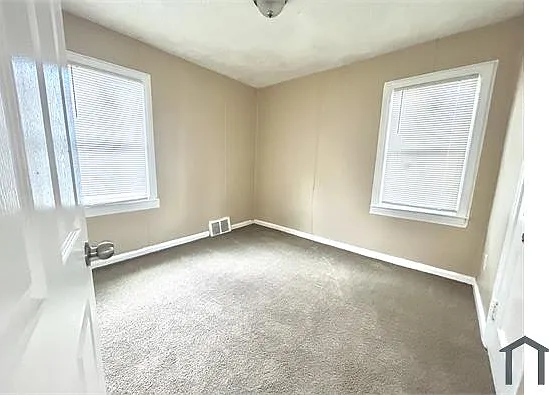 19387 Buffalo St — Photo 10