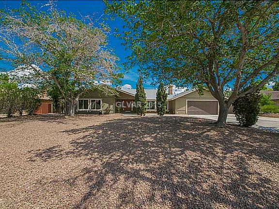 2nd image of 3816 Thom Blvd