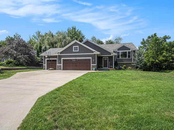 13196 Indigo Ct, Holland, MI 49424