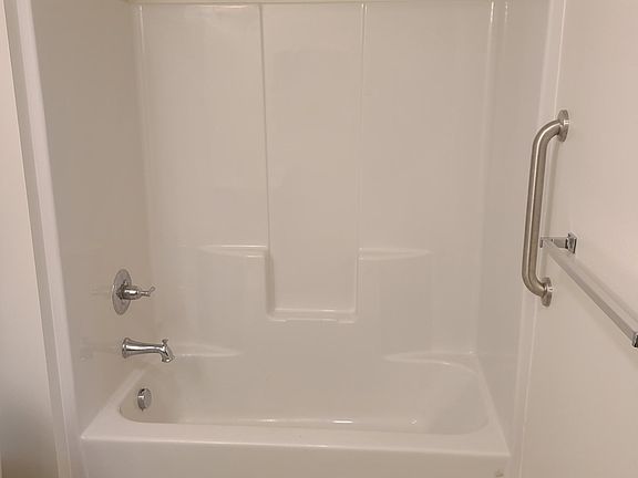 2nd image of 20 E State St #36089a8f8