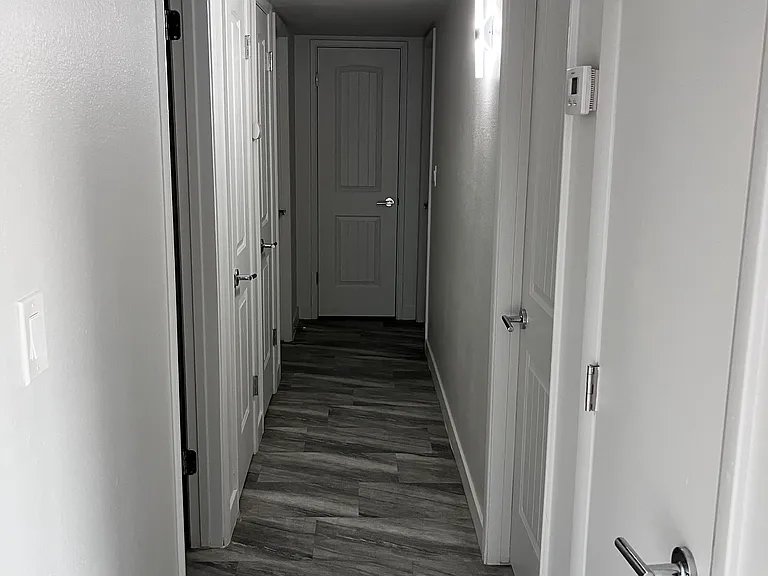 2933 N Euclid Ave — Photo 10