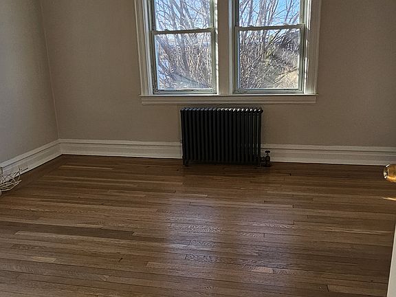 4th image of 242 N Terrace Ave Floor 1