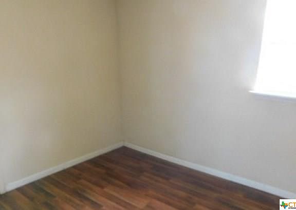 3rd image of 711 N 23rd St