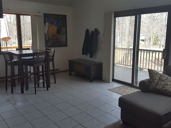 tons of natural sunlight