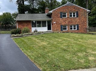 7603 Cosgrove Pl, Springfield, VA 22151