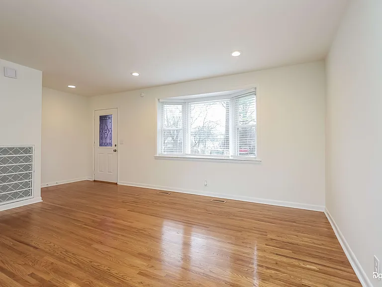 3106 Richmond Hill Dr — Photo 7