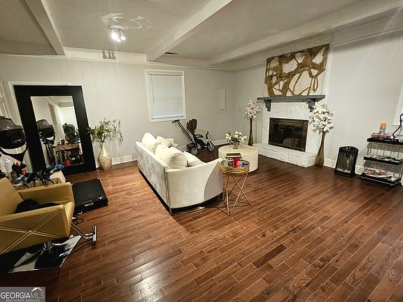 4th image of 3113 Jodeco Dr