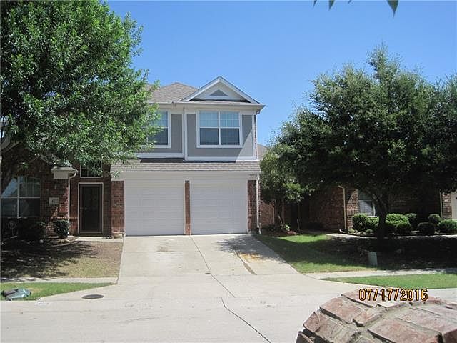 1st image of 421 Twin Knoll Dr