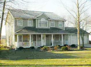 4547 E Fox Run Dr, Syracuse, IN 46567