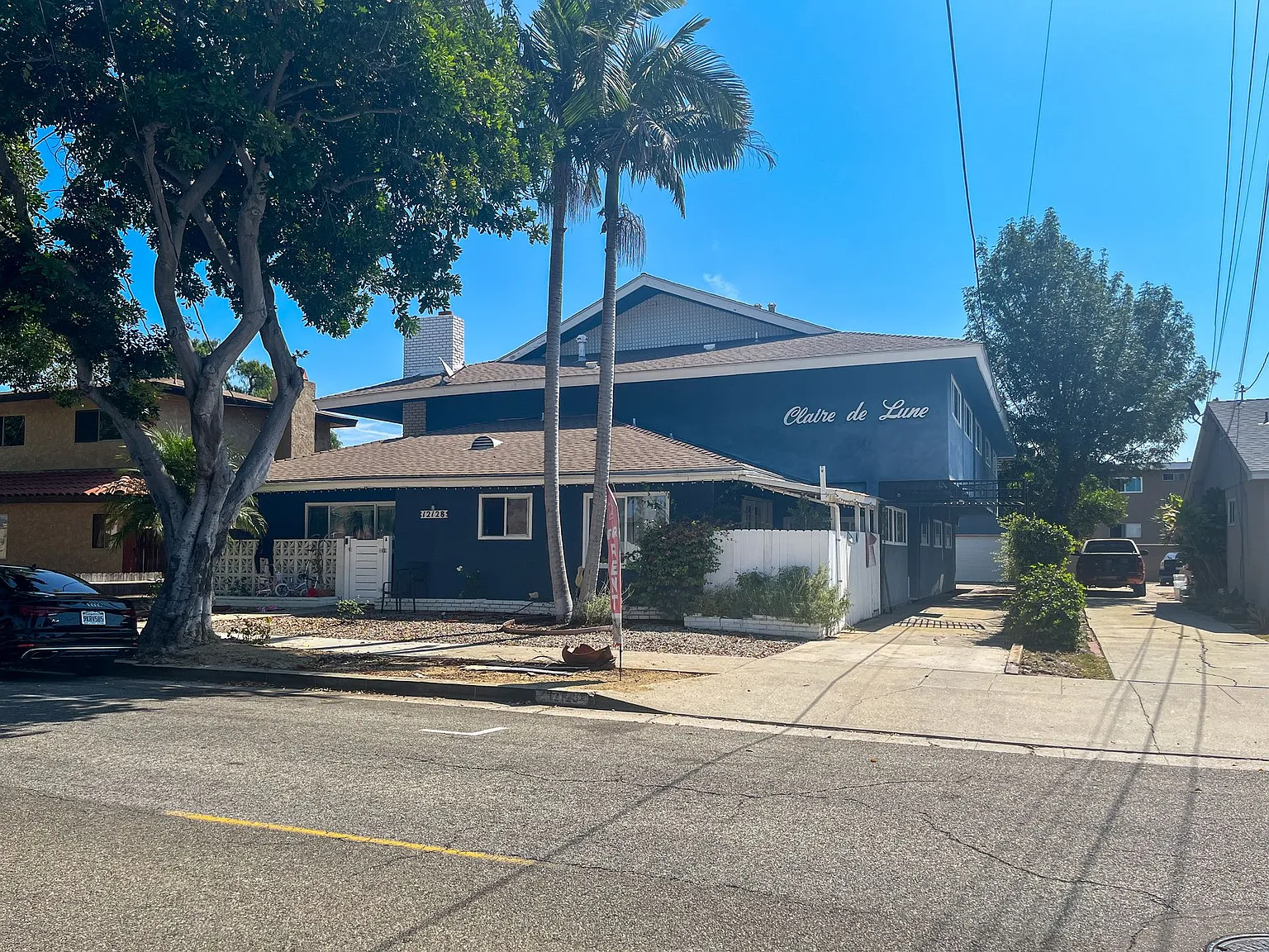 12128 Ramona Ave — Photo 2