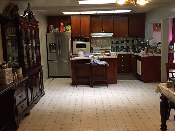 3rd image of 33783 Syracuse Ave