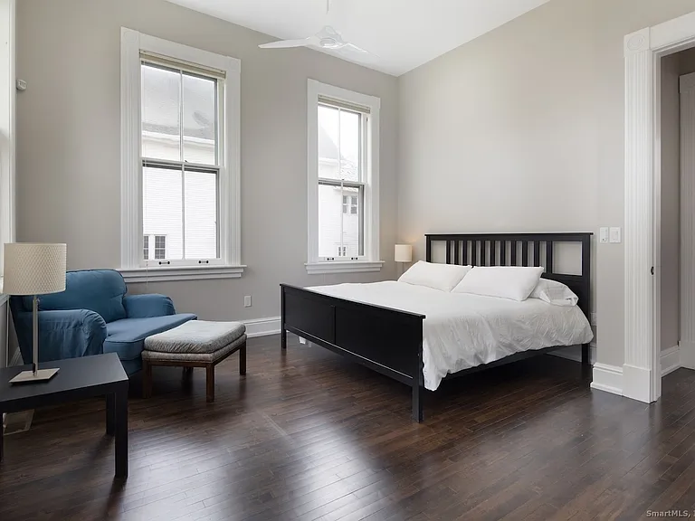33 Sharon Rd — Photo 8