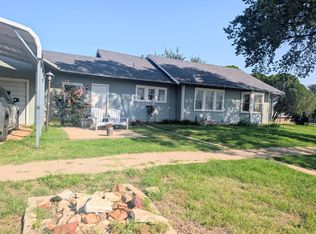 420 W 6th St, Clarendon, TX 79226