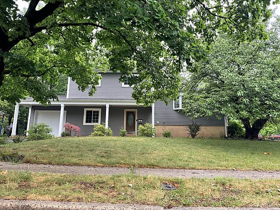 2nd image of 22 Barker Rd