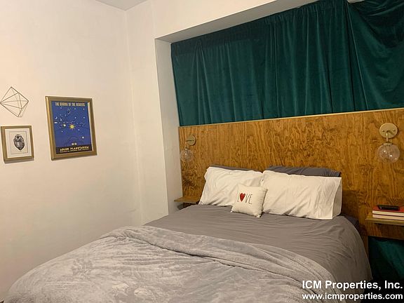 4th image of 3637 N Paulina St #2