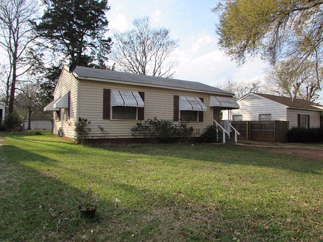 1st image of 207 Lakeview Ave