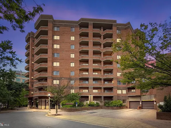 1050 N Stuart St APT 617, Arlington, VA 22201