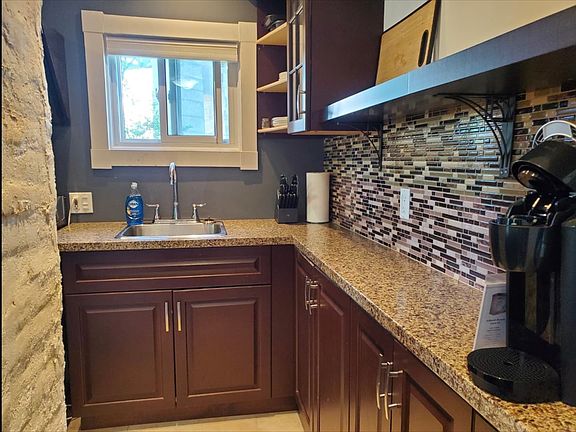 4th image of 86 Fairbanks St #86A