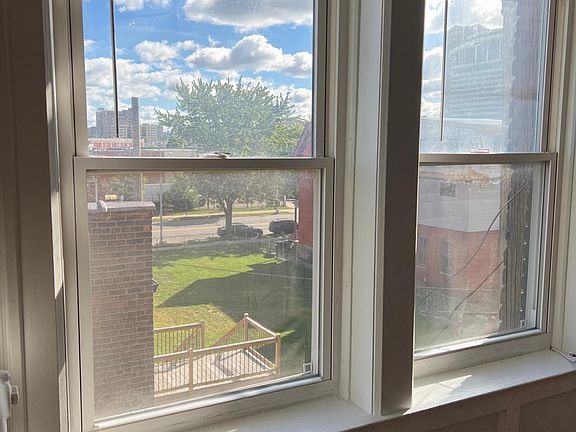 5th image of 1533 Ash St APT 301