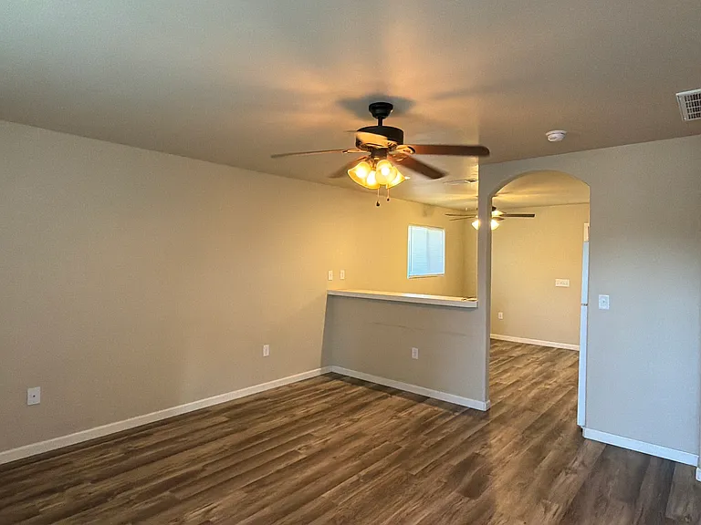 205 Warren Ave #A — Photo 3