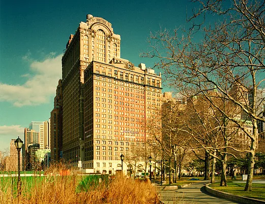 Rented by The Moinian Group | media 38