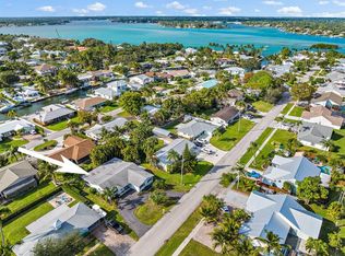 924 Marlin Dr, Jupiter, FL 33458