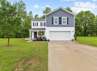 386 High Ridge Ct, Sneads Ferry, NC 28460