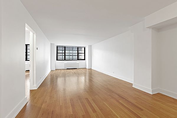 1st image of 330 W 58th St APT 15A