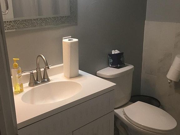 3rd image of 1702 W Superior St #1