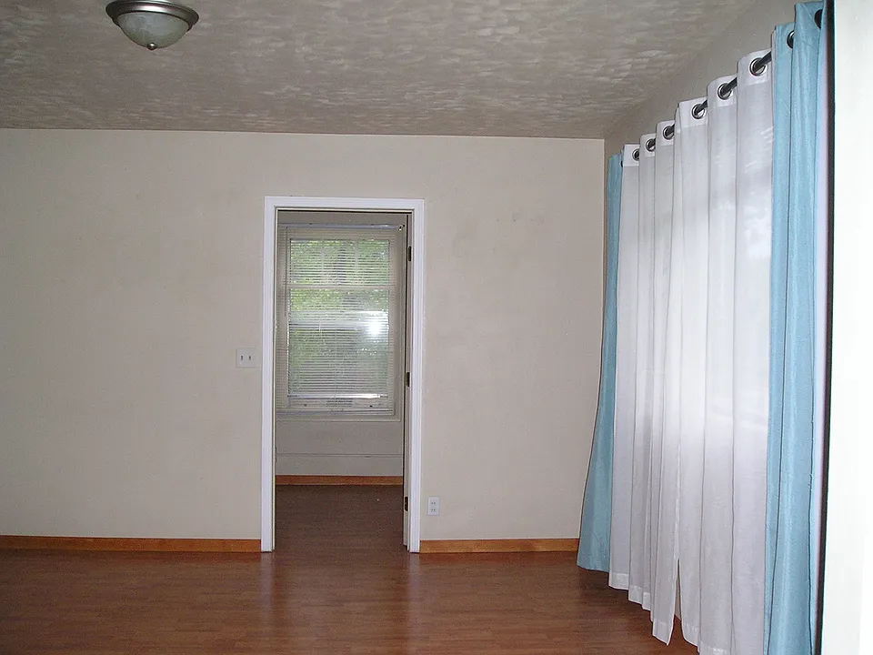 Living room & den