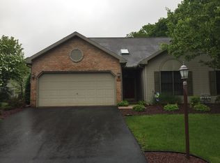 6447 Oak View Dr, Harrisburg, PA 17112
