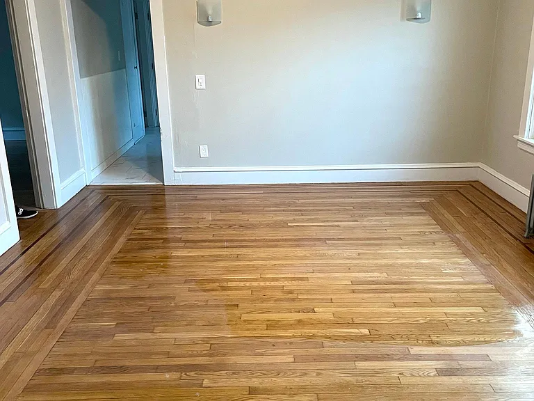 866 Smith St #1 — Photo 3