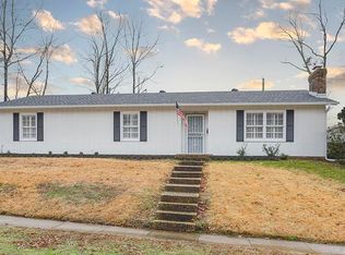 1918 Old Forge Dr, Little Rock, AR 72227