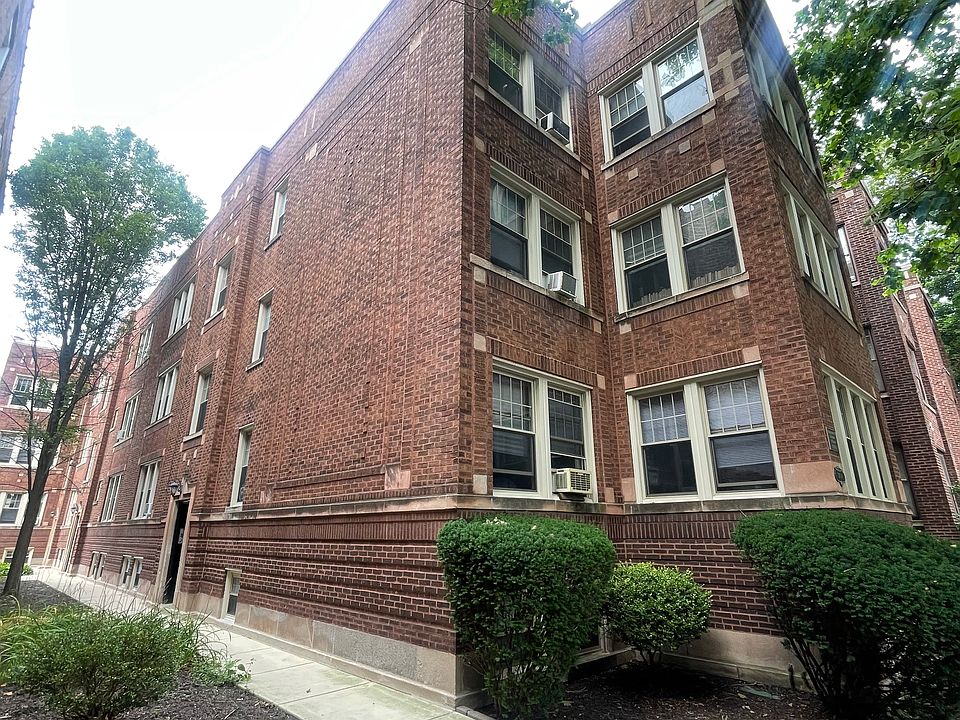 1st image of 1512 W Rosemont Ave APT 2S