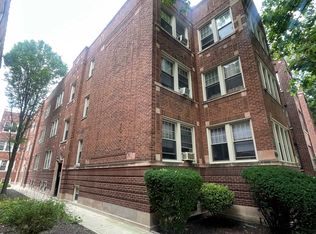 1512 W Rosemont Ave APT 2S, Chicago, IL 60660