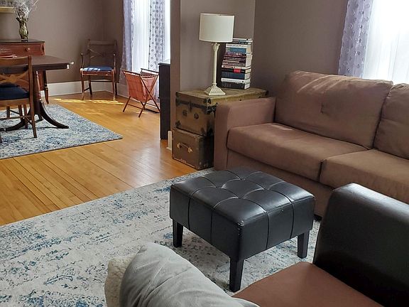 5th image of 536 Roosevelt Ave