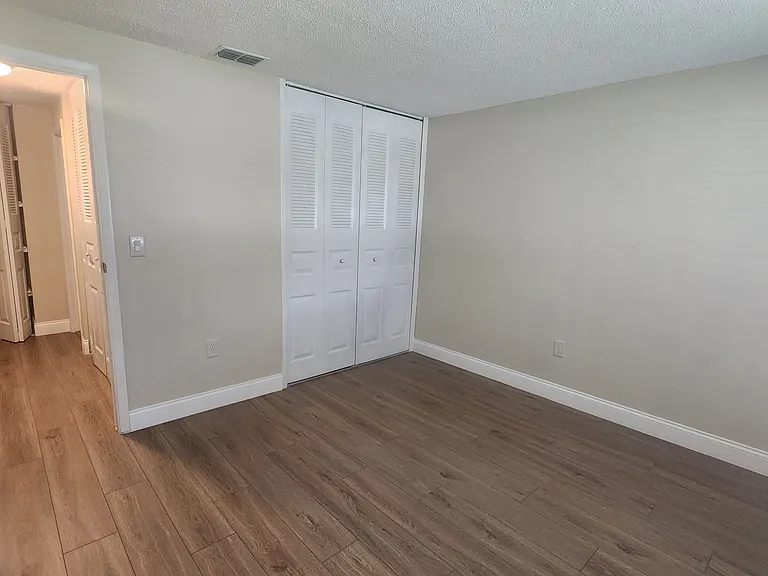 209 Corkwood Ln #209 — Photo 20