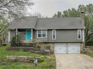 10675 Riggs Dr, Overland Park, KS 66212