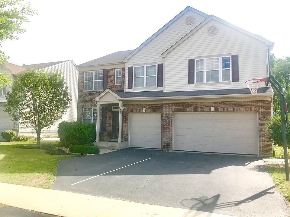 1st image of 922 Neufairfield Dr