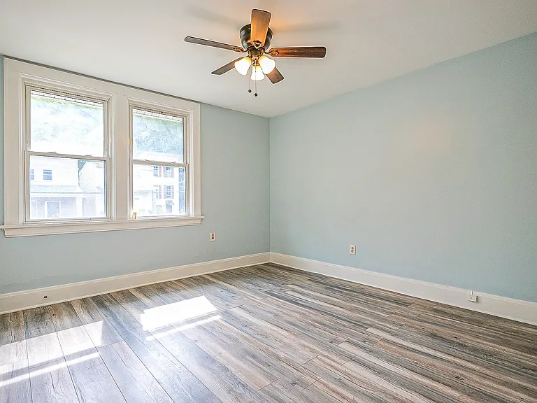 2745 Enslin St — Photo 12