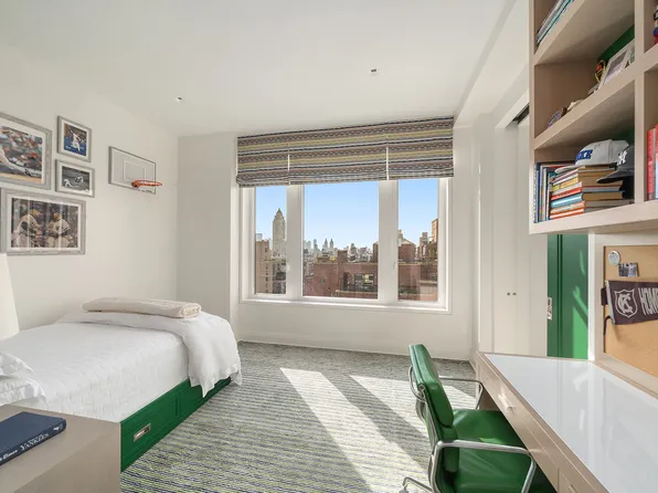 200 East 79th Street image 17 of 20