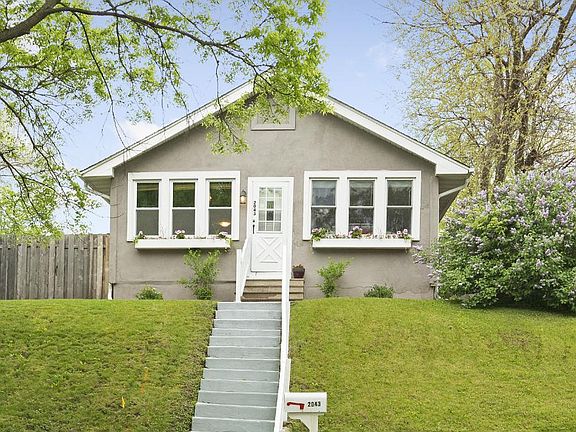 2nd image of 2043 Nokomis Ave
